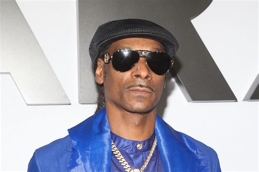 Snoop Dogg's Virtual Neighbor Paid Over $450,000 For Snoopverse NFT