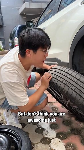 268K views · 6.6K reactions | Throw away the spare tire in your car immediately because you wont change itcar 通哥说车 | Tonggeshuoche | Facebook