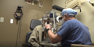 Protective Slit Lamp Barrier Shield - Eyetube