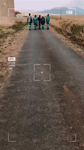 Thulaa (@thulaacoza)’s videos with Umcebo - Sjava