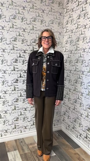JJ Hampton | Texas Real Estate Expert on Instagram: "Serving O.O.T.D. like it’s a full-time job 🤠 A little Western, a little classy, and always 100% JJ! 👚: @doubledranch “Salty Blouse” 👖: Commando Faux Pants @sussiesfrisco Jacket: Double D Ranch at @annsturquoise Jewelry: @rocki_gorman Cuff: @britwest777 #OOTD #JJHampton #WesternStyle #CowgirlClass #DoubleDRanch"