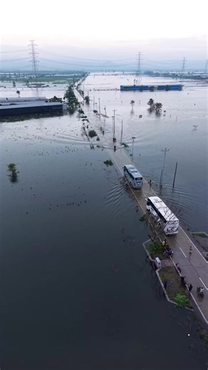 PP AL MUSTAMIRIYYAH - SUKOLILO PATI Journey to Bandung