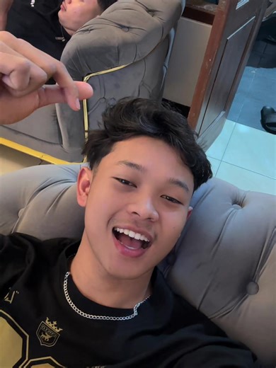 Mas yoga (@yogaapriliandiii)’s video of yoga live sama april