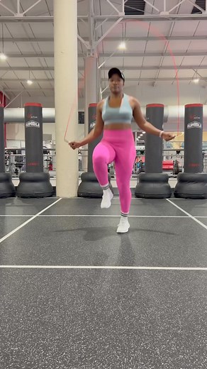 10K views · 172 reactions | Don’t be left out, join the challenge. How many skips did you do?..#challenge #skipping #fit #viral #trendingreels #trending #viral #viralreels #explore | Coach Sam & Moo | Facebook