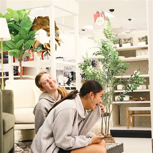 Pranked Everyone with Fart Noises 💨 | That Brown Nerd