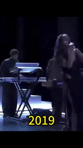 🔥 Bold, beautiful, and unapologetically unique Solange – “Almeda” 🎶 #Almeda #Solange #AfroFuturism #BoldVibes #SoulfulMusic