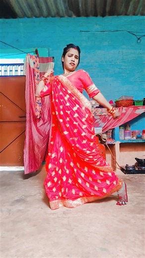 bhataar sakhi bahre ba || Khesari Lal Yadav || Bhojpuri Holi song | viral dance video 🤗❤️#shortvideo