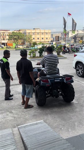 Explore the Kawasaki Brute Force 450 ATV