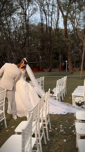 Paula Souza • Cantinho de Noiva | Aaa marca seu amor e já salva pra vocês fazerem 🥹🫶🏼 Créditos @biah.ramosilva @rafaela_ocbrunelli alexandre.brunelli.3 #casados #noivos... | Instagram