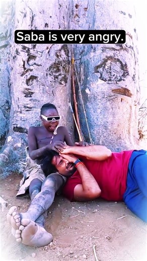 Chaba was very angry with his friend #bushmenlife #comedy #realafrica #africa #funny #hadzatribe