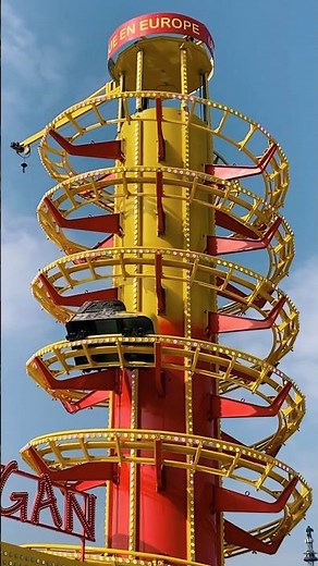 Komplett eingequetscht in der verrücktesten Toboggan ACHTERBAHN! 🤦🏼‍♂️😂