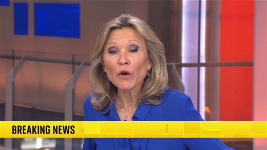 BREAKING: No migrants arrived in the UK on small boats crossing the Channel in the 28 days to yesterday, the Home Office says. It's the longest period without migrants arriving on small boats in seven years. https://trib.al/lqM0L1w 📺 Sky 501 and YouTube | Sky News