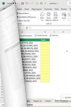 Switch & Extract Data Dynamically with Option Buttons in Excel!