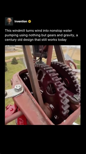 This 100 Year Old Windmill Still Pumps Water Today 💧 #shorts