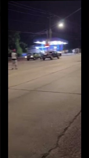 Street Racing Cutlass VS Donk On 26’ #foryou #illegalracing #viralvideo #dragracing #viralvideo