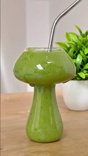 Avocado Banana Spinach Smoothie 🥑🍌 | Healthy Green Juice Recipe #juice #smoothie #asmr #healthy