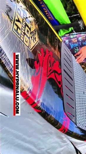 9.0" x 31" x 4.5 " Pono @133 L - Paddle Surf Machine