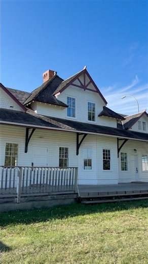 📍 Athabasca,AB #athabasca #alberta #canada #travel #trainstation