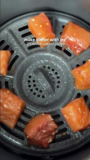 Honey Garlic Salmon Bites 🩷🍯 these make an easy, healthy dinner recipe you’ll actually crave. 🫶🏼