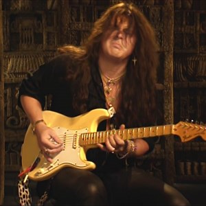 Yngwie Malmsteen - "Deja Vu" (Play Loud! 2000) #guitar #guitarsolo #youngguitar #yngwiemalmsteen | Shred Music TV