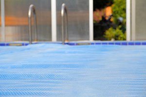 What Is A Solar Cover for Pool and Does It Really Work? - Pool Owners Academy