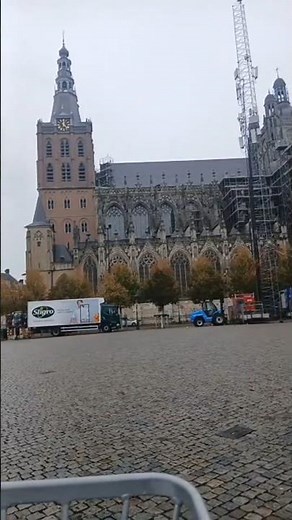 Explore the hidden beauty of ’s-Hertogenbosch 🇳🇱 — a medieval city in Netherlands, founded in 1185
