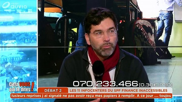 Nawal Bensalem : ' Être professeur n'est absolument pas un métier pénible ! ' - RTBF Actus