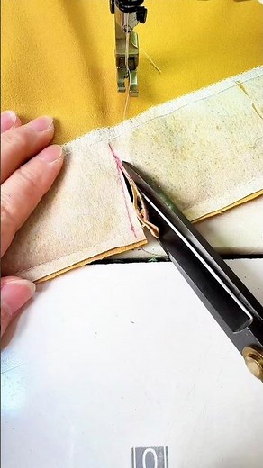 How to Make a Back Neckline Button Loop #versatilesewin #sewing #sewingtips #sewapasystem