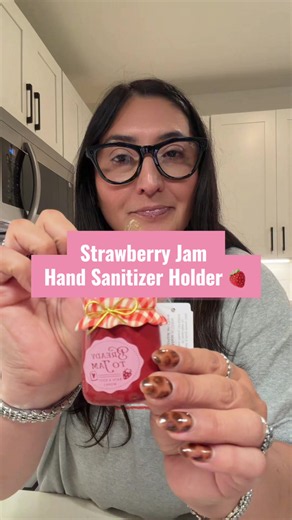 Strawberry Jam Hand Sanitizer Holder @Bath & Body Works #strawberryjam #strawberr #bathandbodyworks