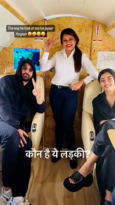 Ranbir kapoor giving his autograph to fan girl ❤️ #ranbirkapoor | Bollywood Machine