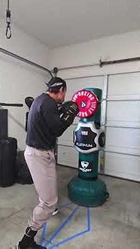 Fundamental bigginers bag drills!#boxing #fitness #exercise #workout #training