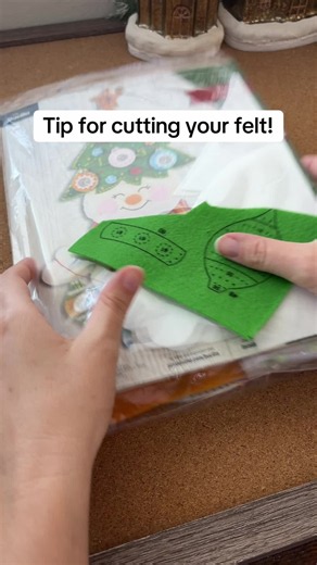 This is an easy way to make your stocking look perfect! #bucilla #bucillastocking #crafty #sewingtutorial #handmadechristmas