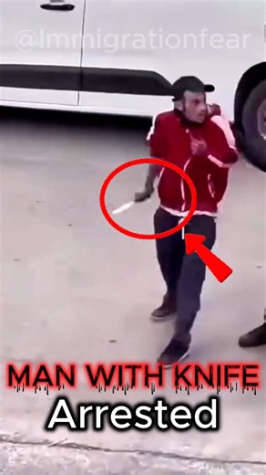 He Had a Knife… Police Stayed Calm😬