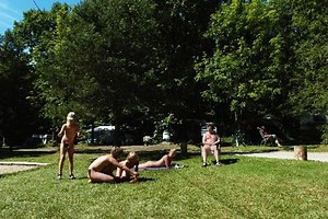 Un camping naturiste...en Creuse