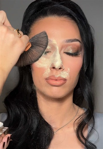 Stunning Glitter Art That Will Leave You Amazed