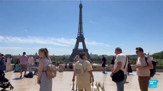 3.2K views · 71 reactions |  The #French capital is sweltering under a blanket of #heat. As heatwave conditions become more extreme across #Europe, temperatures are set to rise even higher in #Paris on Tuesday and Wednesday. | FRANCE 24 English | Facebook