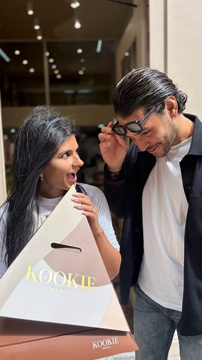 KOOKIE PARIS on Instagram: "On a construit une pyramide. Pas en Égypte, chez Kookie Paris. Chaque étage : une avalanche de cookies, brownies, chouchous et autres douceurs. C’est pas un dessert, c’est un monument. #KookieParis #casherparvé #CookieAddict #casher"