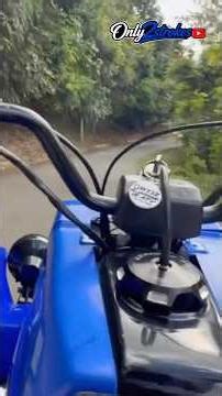 Street Ride on a Yamaha Banshee 350! #yamahabanshee #2stroke #povride