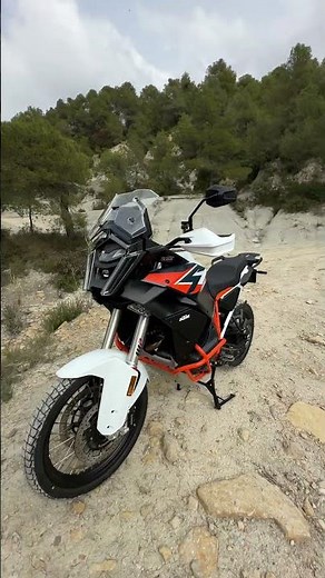 Ready to expand your horizons - KTM 1390 SUPER ADVENTURE R