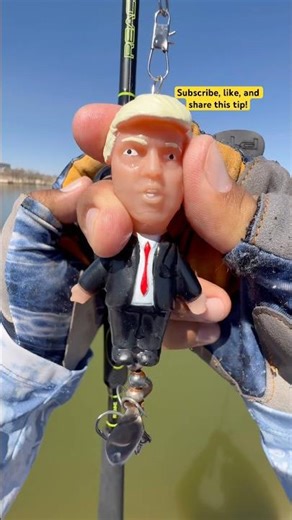 Casting a Baitcaster with DONALD TRUMP Topwater lure#fishing#viralvideo#shortvideo#viral#shorts#tips
