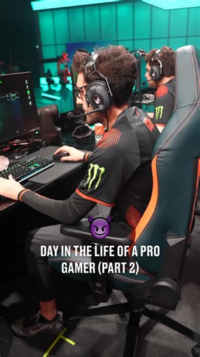 A Day in the Life of a Pro Gamer Ft. Nisqylol | Fnatic | League of Legends