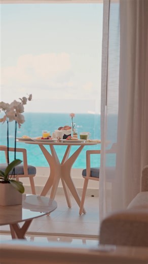 8.6K views · 64 reactions | What does an all-inclusive honeymoon suite look like? ️ Ocean views, private jacuzzi, unlimited room service... Now that’s what we call a dreamy stay. Only at Cozumel Palace. https://bit.ly/3SnWLSk | Palace Resorts | Facebook