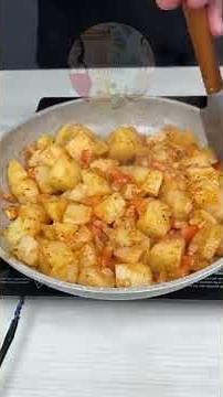 Few Ingredients and Lots of Flavor! Cheap Potato Recipe 🤤 #recipes