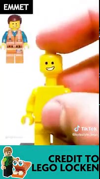 Building LEGO Peely Fortnite: A Fun DIY Project!