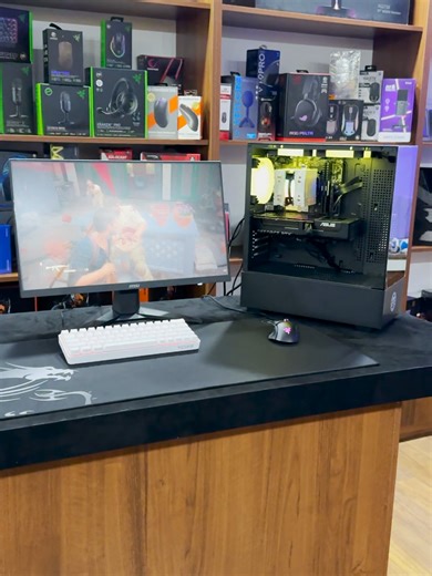 🔥 Güclü Gaming Set – Hazır Yığım Monitor 🖥 Sistem Konfiqurasiyası: • CPU: Intel Core i5-12400F • RAM: 16GB DDR4 • SSD: 1TB M.2 NVMe • Ana plata: H610 • Video kart: RTX 5060 8GB • PSU: 650W 80 • Korpus: RGB akvarium gaming case 🎮 Monitor və Aksesuarlar: • Monitor: MSI 24