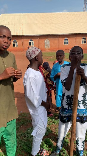 What a melodious fantastic fabulous voice #BOOMchallenge #followerseveryone | Mufti Yak Fan's