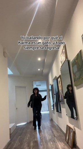 Y uno no tiene que mover un solo dedo 😘 #fyp #foryou #karma #kybalion #spiritualidad #taylorswift #midnights #elkarmaesungato #karmataylorswift #swiftie #fyp #foryou #viral