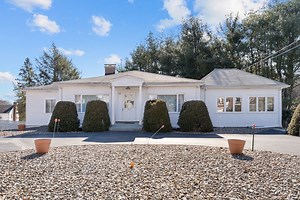 462 Appleton St, Arlington, MA 02476 - MLS 73271925 - Coldwell Banker