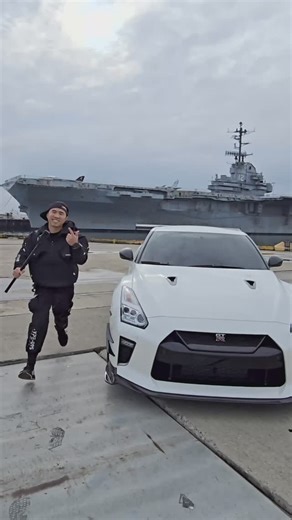 Director Drex Lee 🎥🎥 on Instagram: "Epic GTR Matrix shot💥 see Results‼️ #drexlee #insta360x4 #cinematic #skylinegtr"