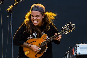 10 Aussie acts who blew up after playing The Plot